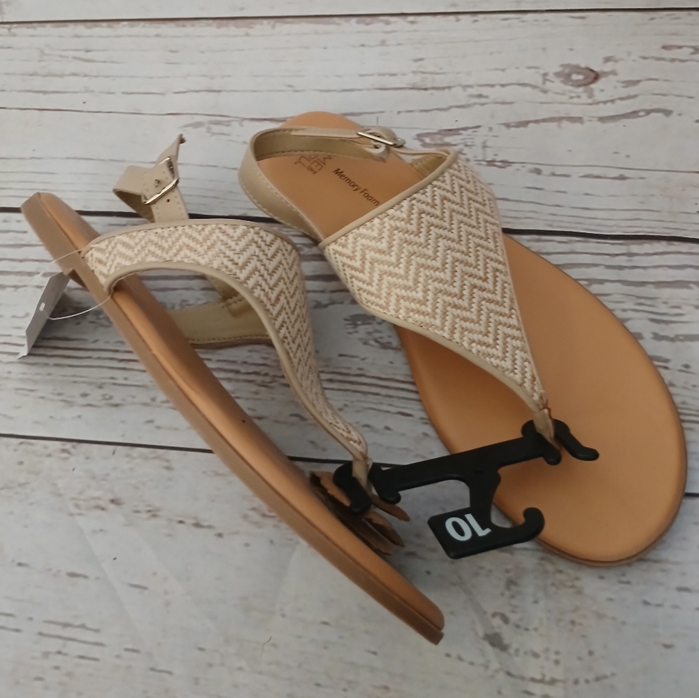 Time and Tru women's core thong hooded sandals bone, tan jacquard fabric 10